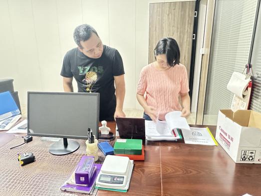 洛江區開展節前新聞出版(電影)行業安全生產暨“掃黃打非”專項檢查