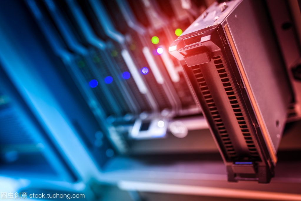 在國(guó)內(nèi)室數(shù)據(jù)存儲(chǔ)服務(wù)器